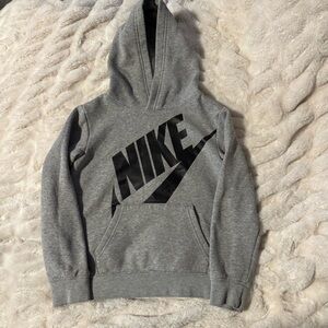 Nike Kids' Dark Grey Club Fleece Pullover Hoodie, Size Large